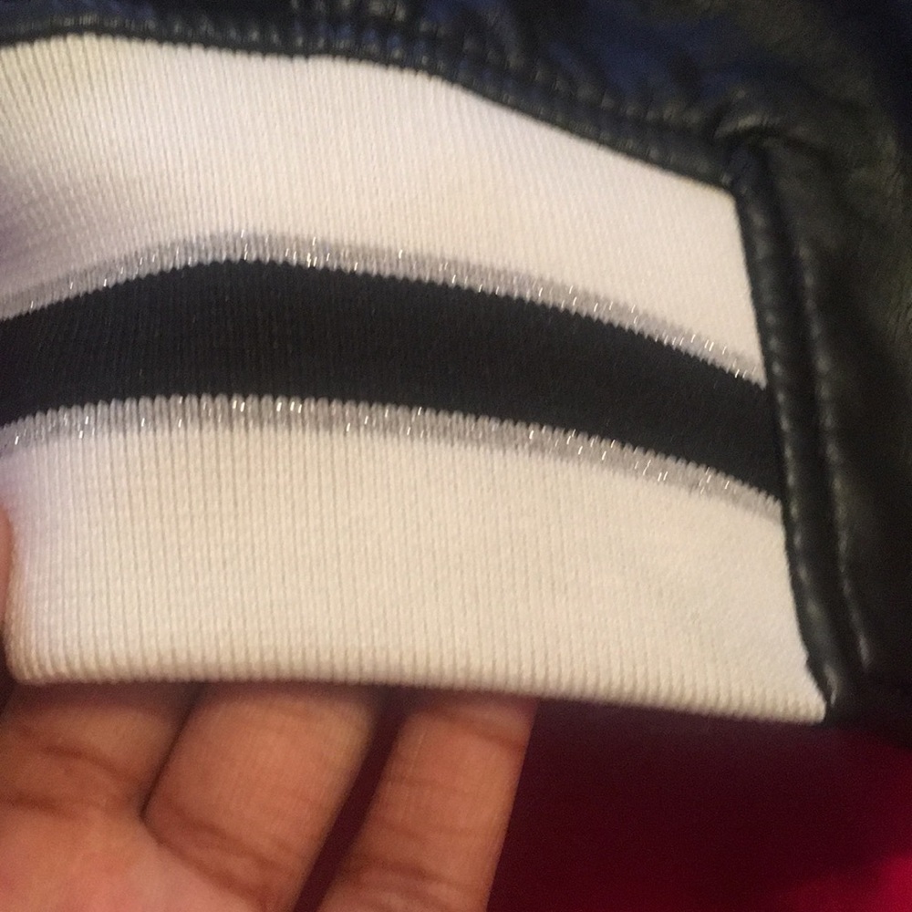Black and white bomber jacket - Picture 3 of 3